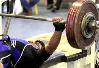 پیشکسوتان کُردستـــــانی درخشیدند پیشکسوتان کُردستـــــانی درخشیدند