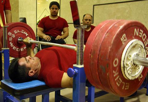 برگزاری اردوی آمادگی تیم ملی وزنه‌برداری جانبازان و معلولان