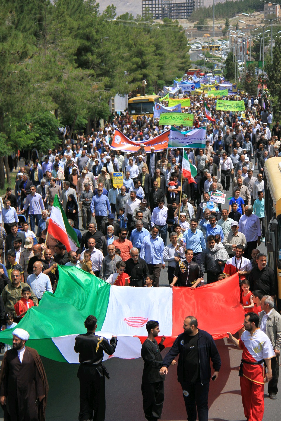 قدردانی نماینده ولی فقیه در خراسان‌جنوبی از حضور پرشور مردم در راهپیمایی روز قدس