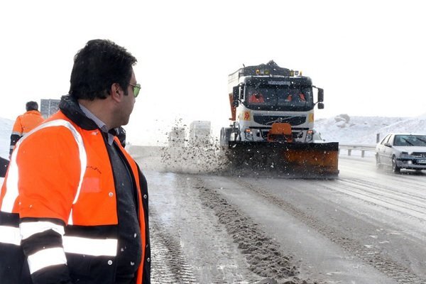 آمادگی ۳۵ راهدارخانه همدان برای فصل زمستان