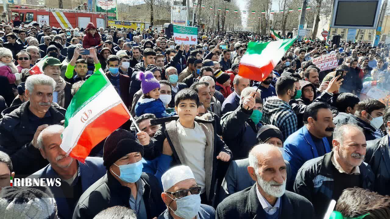 بازخوانی حضور اقشار مردم و اقوام خراسان شمالی در راهپیمایی ۲۲ بهمن بازخوانی حضور اقشار مردم و اقوام خراسان شمالی در راهپیمایی ۲۲ بهمن