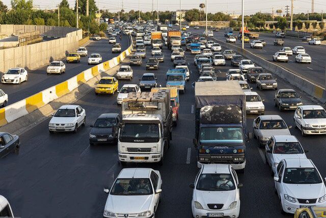 دردسرساز شدن عملیات حفاری در خروجی بزرگراه باکری به همت