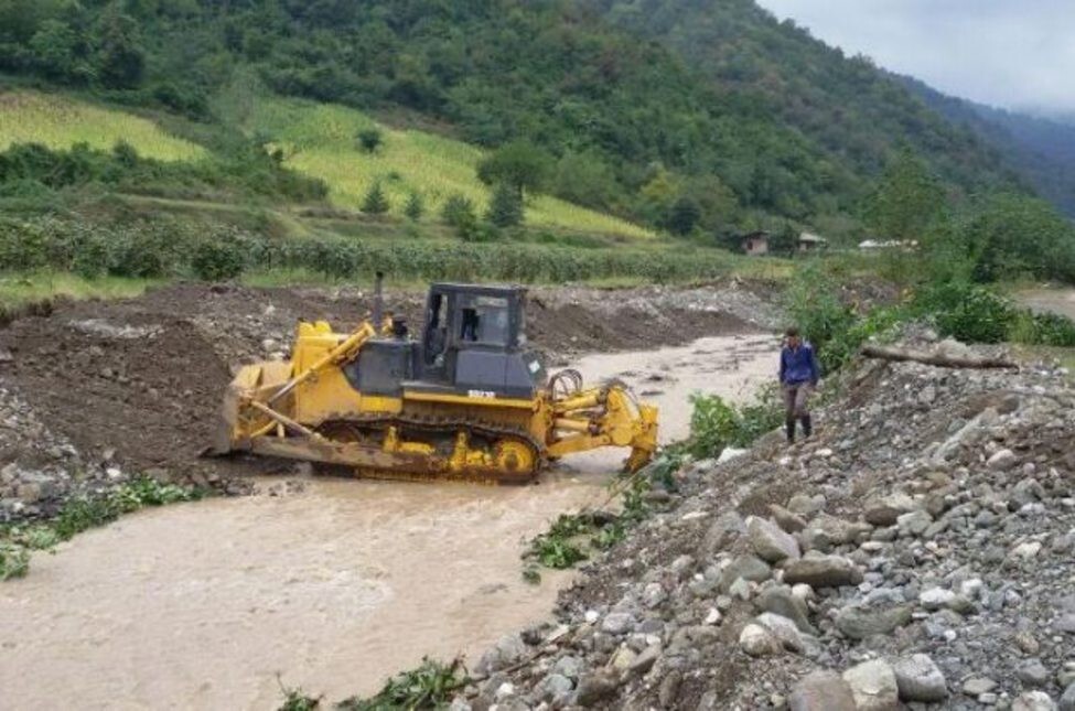 توقف برداشت شن و ماسه در ۳ معدن سنگ‌شکن مینودشت