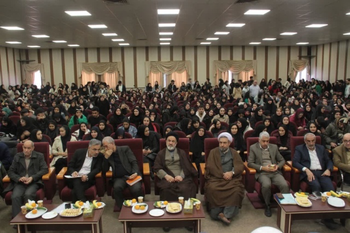 هویت دانشجوی دانشگاه پیام نور باید حفظ شود هویت دانشجوی دانشگاه پیام نور باید حفظ شود