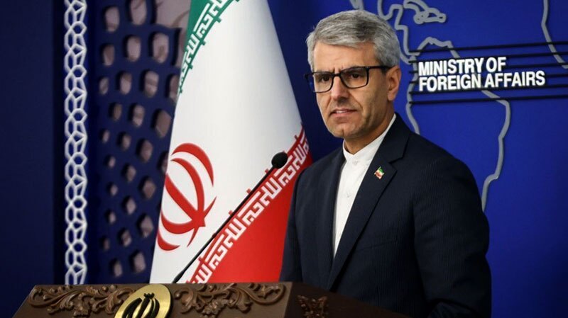 بقایی: حق استفاده صلح آمیز از انرژی اتمی، قابل مذاکره نیست