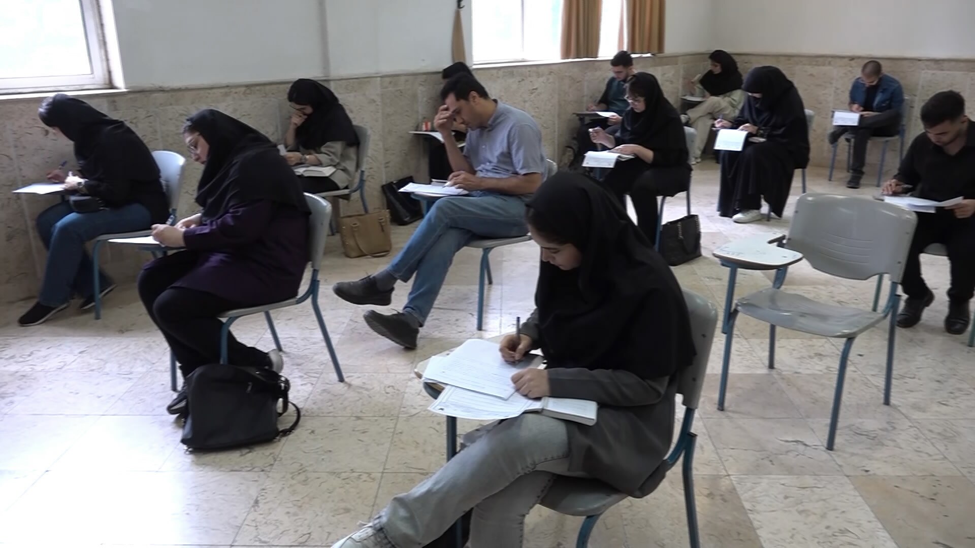 فرصت دوباره برای بازماندگان امتحان پایان ترم دانشگاه آزاد