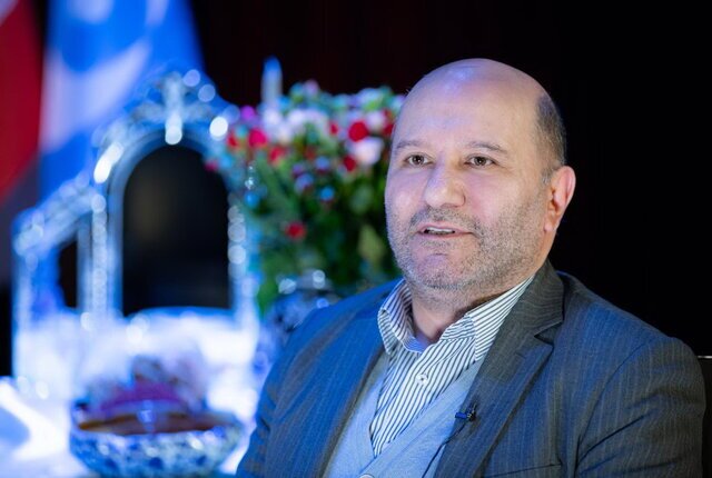 مردم بدون نگرانی به زندگی در اطراف تاسیسات هستهای ادامه دهند مردم بدون نگرانی به زندگی در اطراف تاسیسات هستهای ادامه دهند