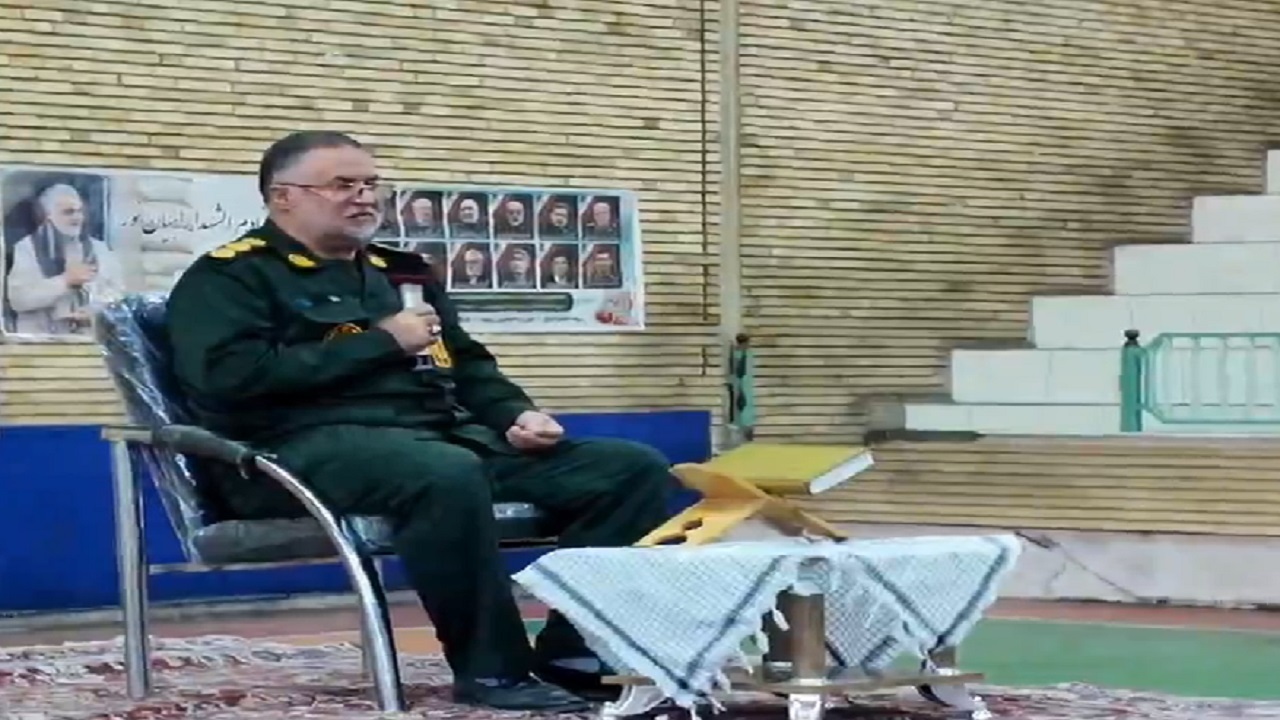 گشایش نمایشگاه اسوه بسیج در اسکو گشایش نمایشگاه اسوه بسیج در اسکو