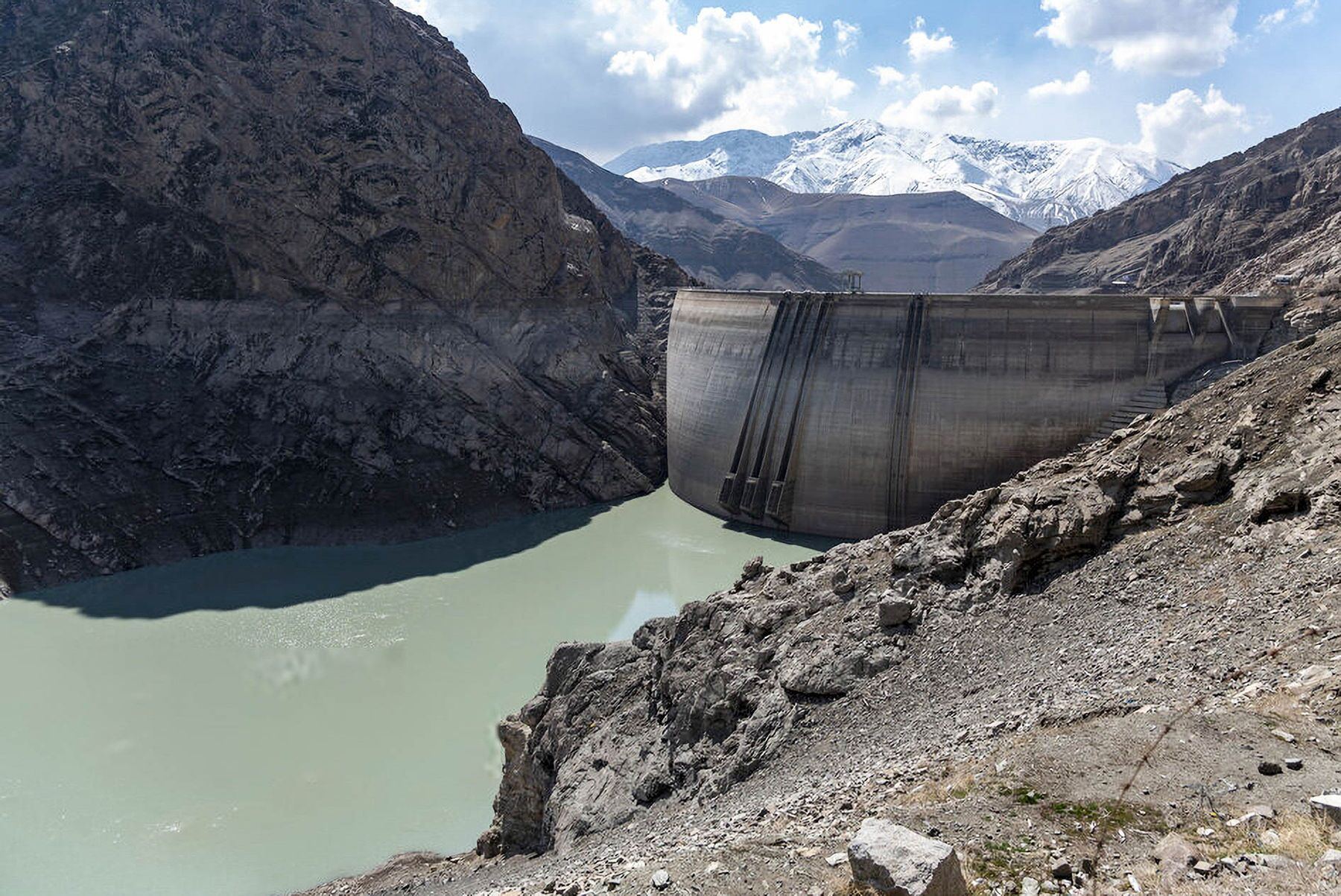 تنها ۳۳ درصد از ظرفیت سدهای کشور پر شده است تنها ۳۳ درصد از ظرفیت سدهای کشور پر شده است