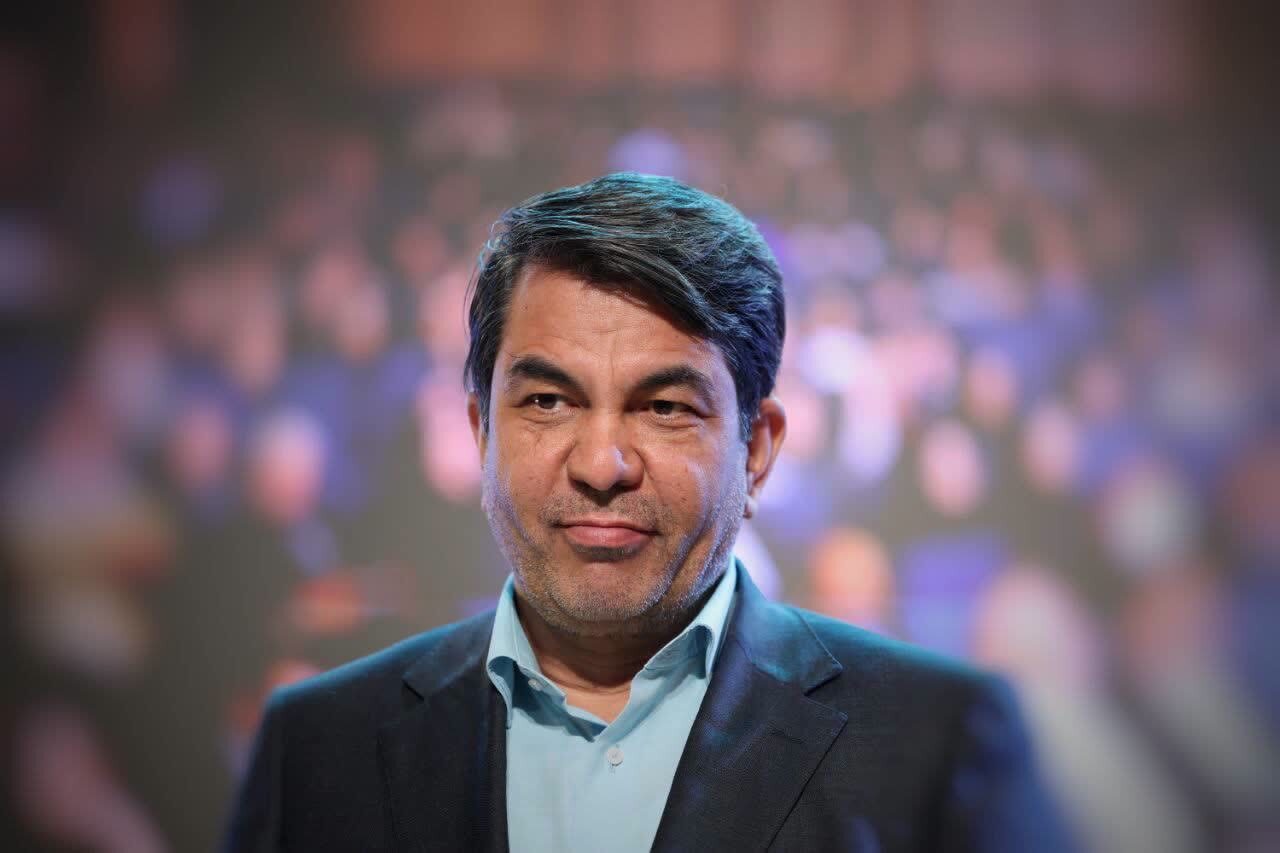 تقدیر وزیر آموزش و پرورش از استاندار کرمان برای اجرای طرح تقدیر وزیر آموزش و پرورش از استاندار کرمان برای اجرای طرح